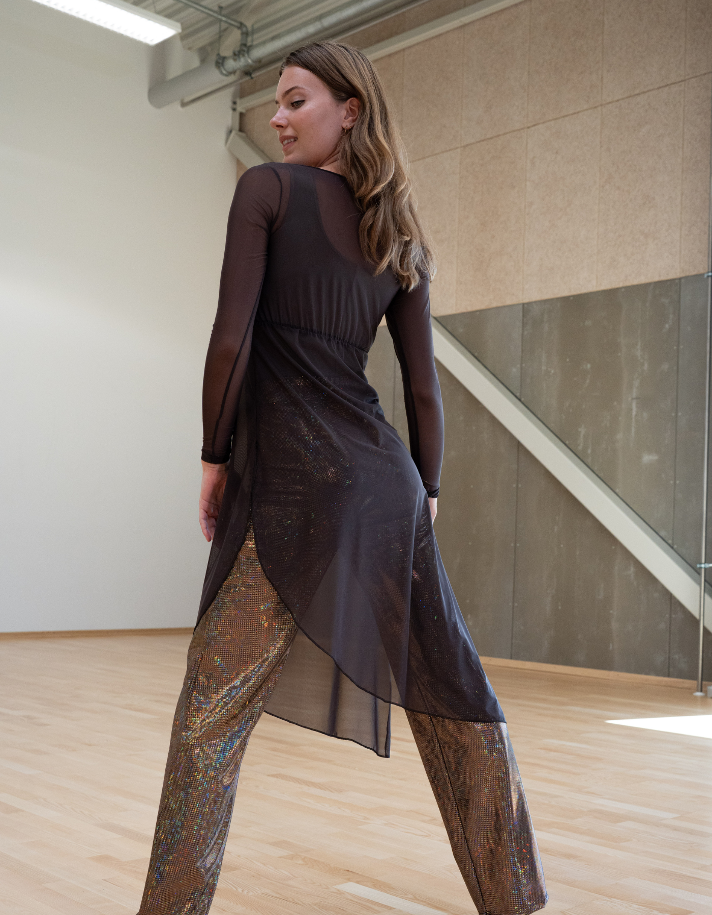 DRESS | TEAM | 403290A100
