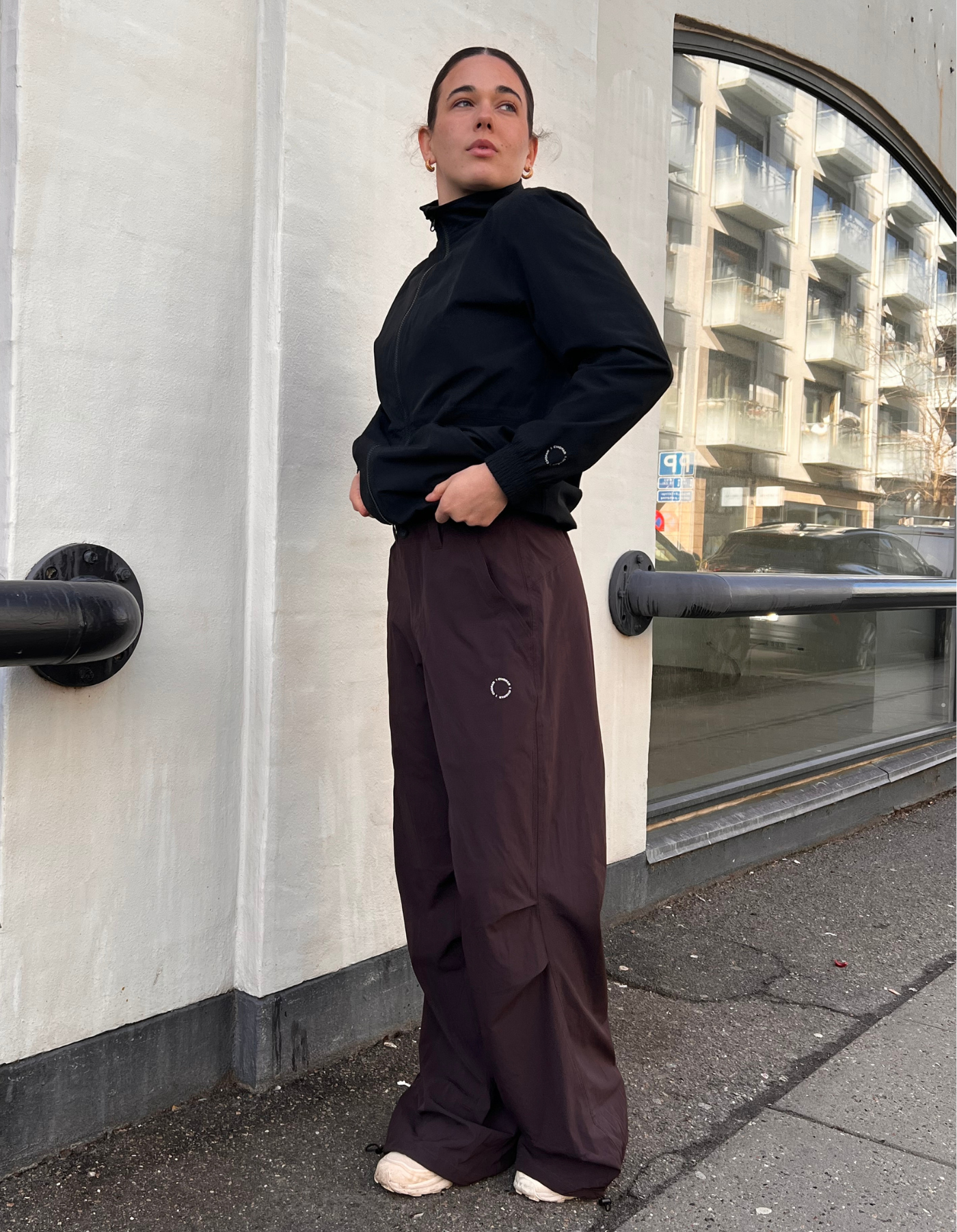 Tech Parachute -housut | Unisex | Musta