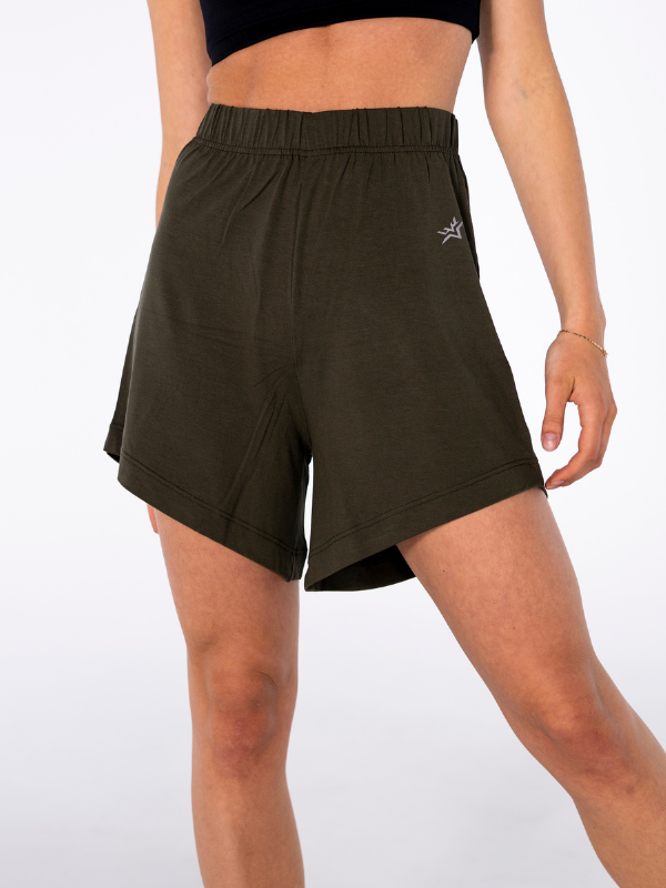 WELA shortsit | Naiset Armygreen
