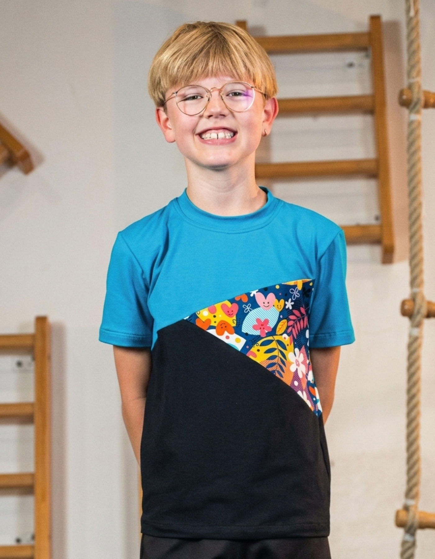 T-shirt | NS-191 Black / petrol / Flower Print