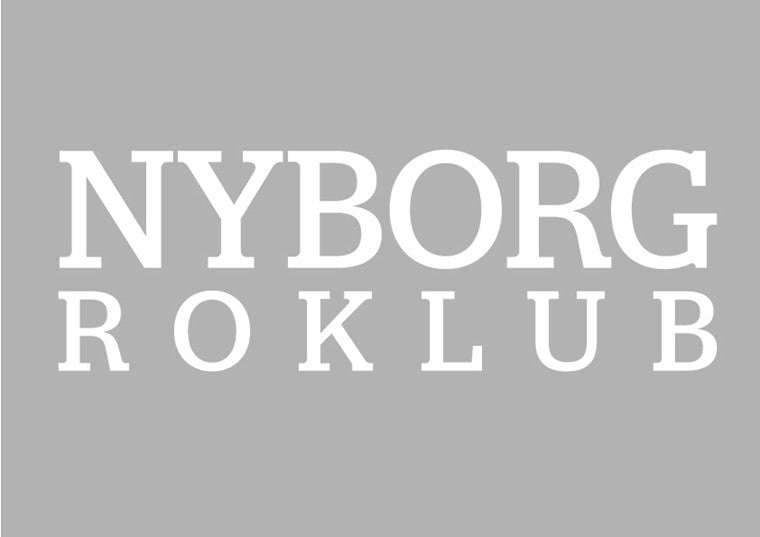 Nyborg Roklub - Suuri logo takana