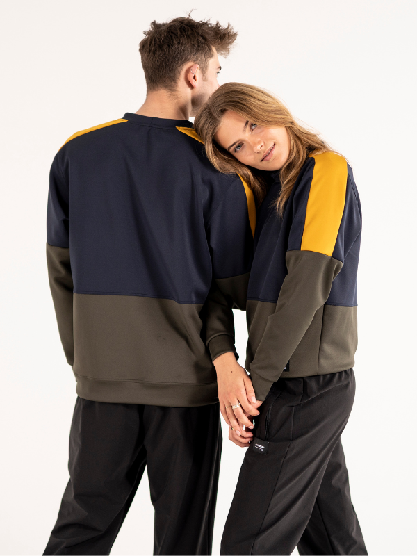 College | Joukkue | 801810U300 | Unisex
