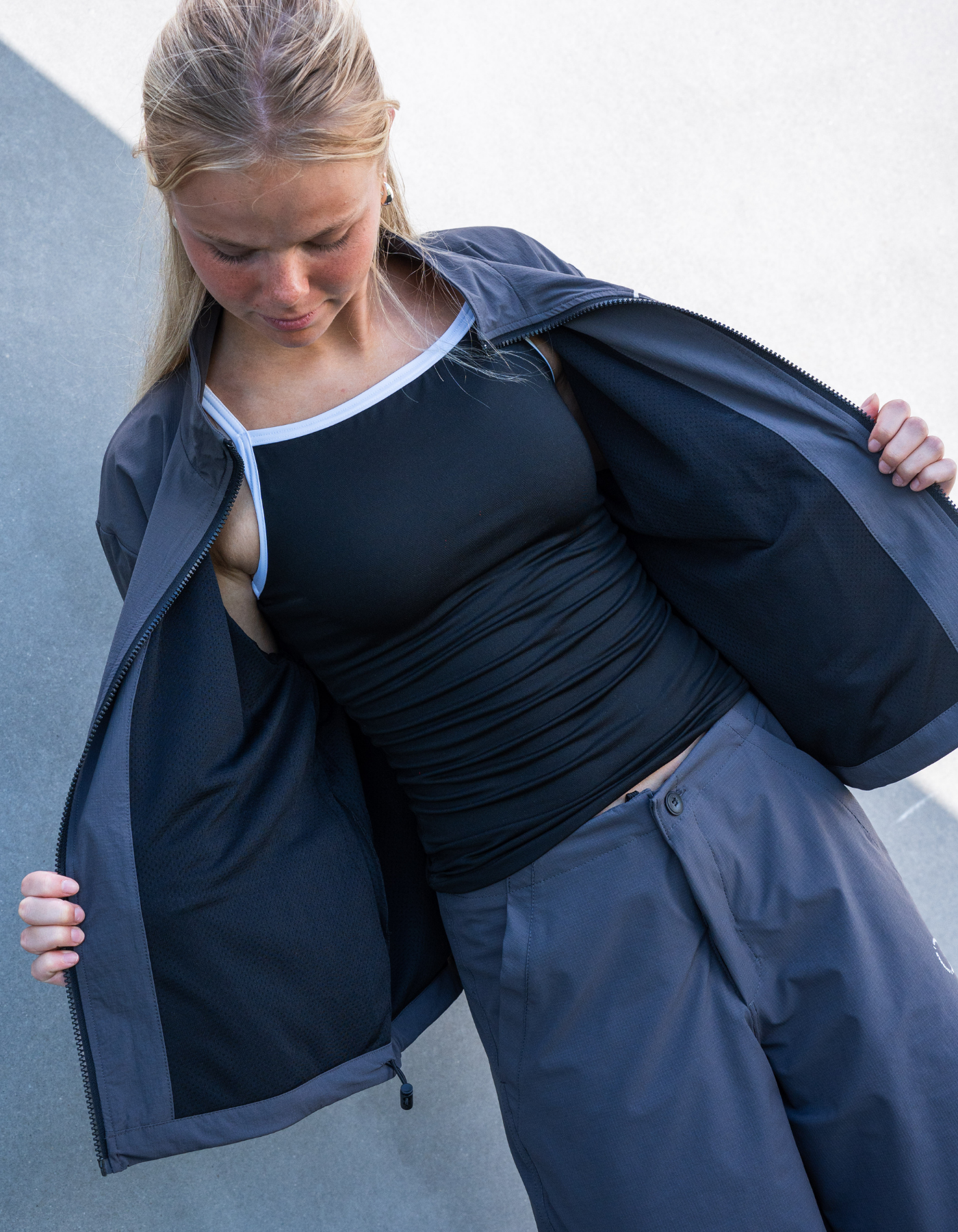 Tech pipe jacket | Women | Dark grey