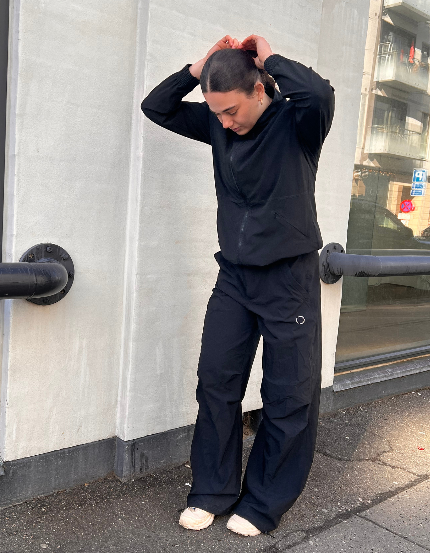 Tech Parachute -housut | Unisex | Musta