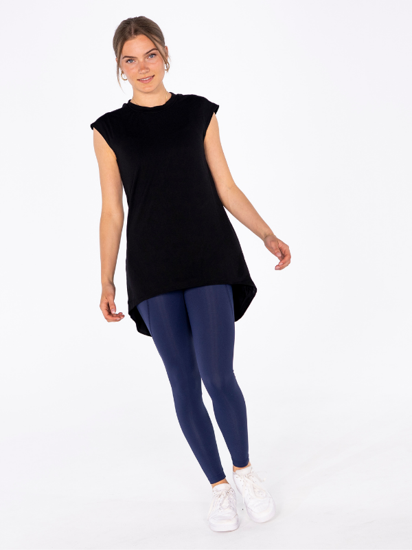 Sia toppi  |  400304A100  |  Naiset Black