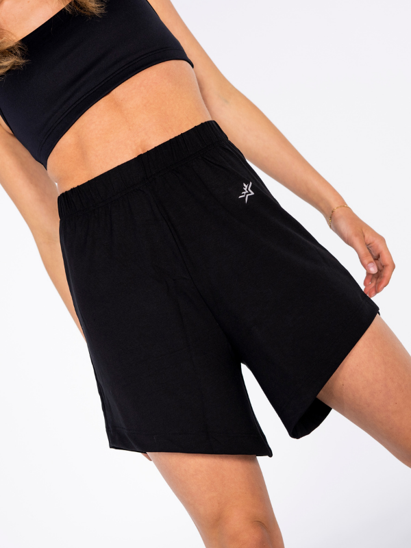 WELA shortsit  | Naiset Black