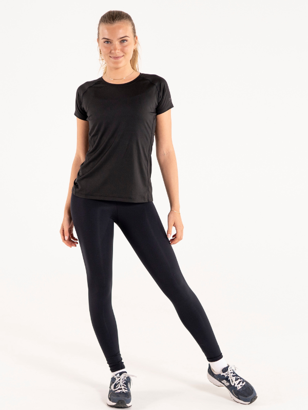Performance tee | Naiset Black