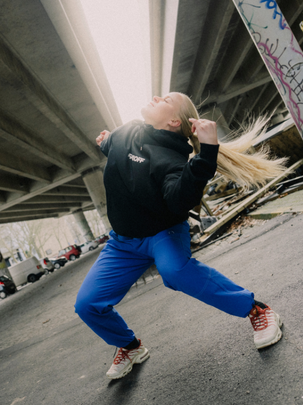 FACEOFF Classic huppari | UNISEX Musta